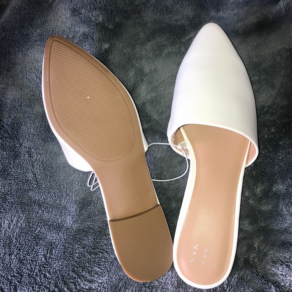 ❌SOLD❌White mules - Picture 3 of 4